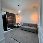 Central Apartment Myslym Shyri