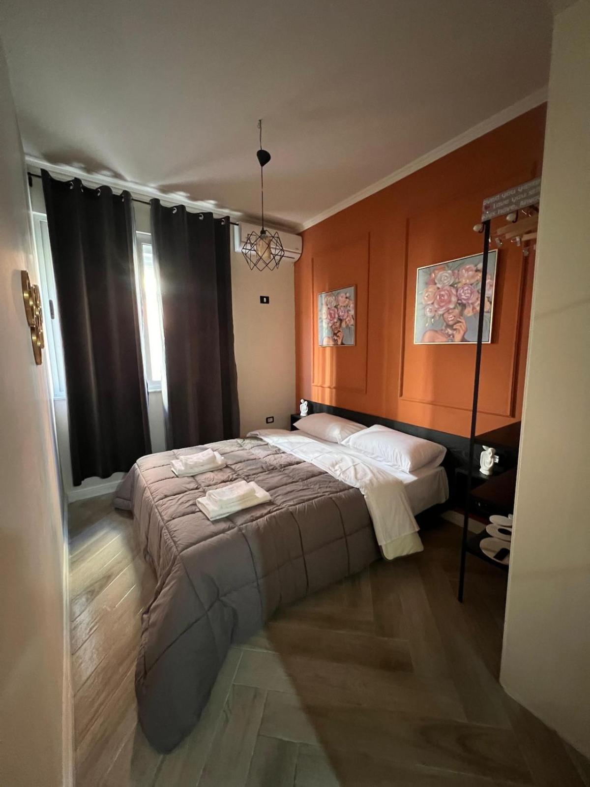 Myslym Shyri Apartamento